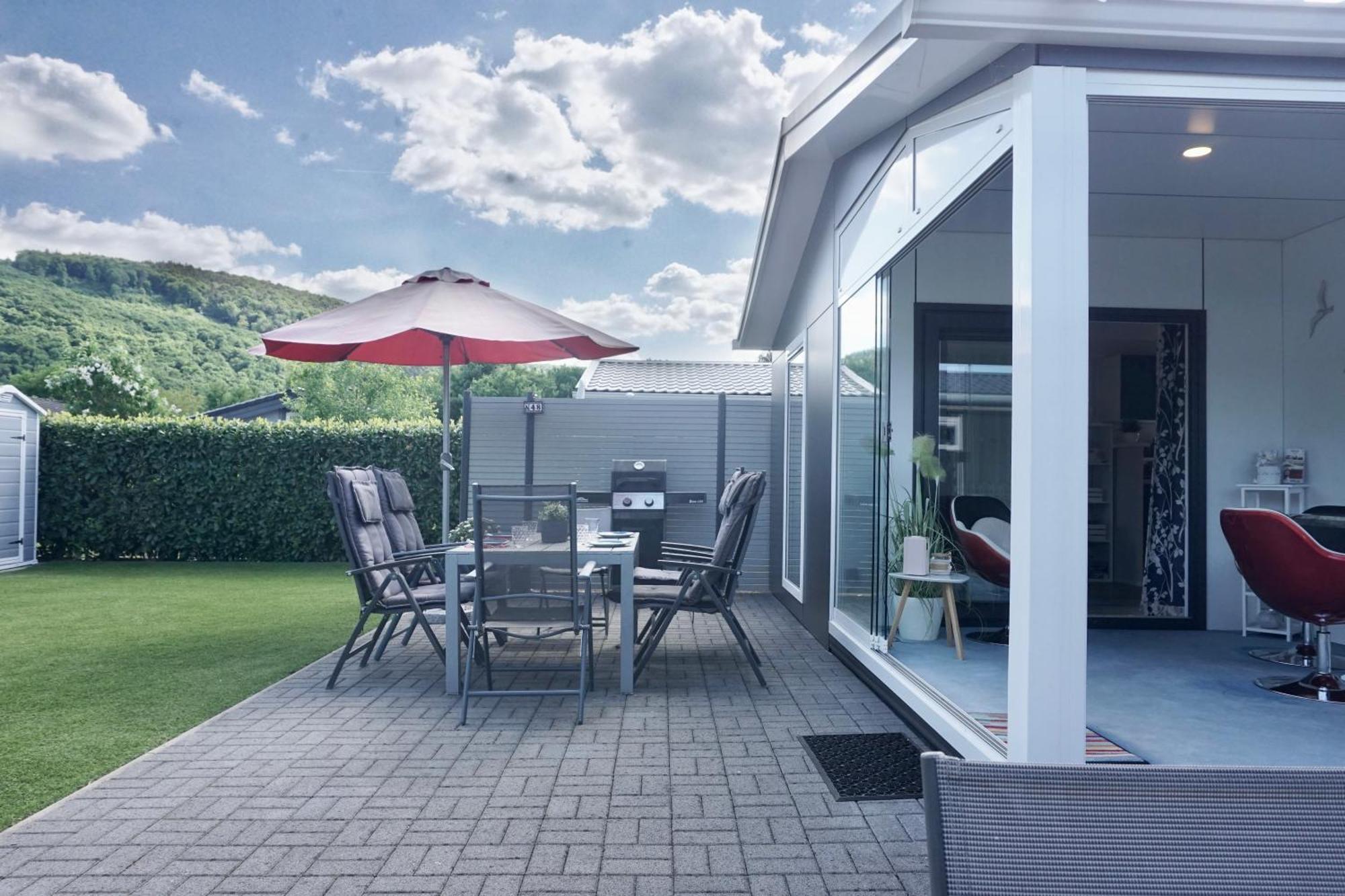 Ferienhaus Ufergeheimnis Am Guelser Moselbogen I 2 Sz I 5 Gaeste I Badebucht I Grill I Garten Koblenz (Rhineland-Palatinate) Exterior foto