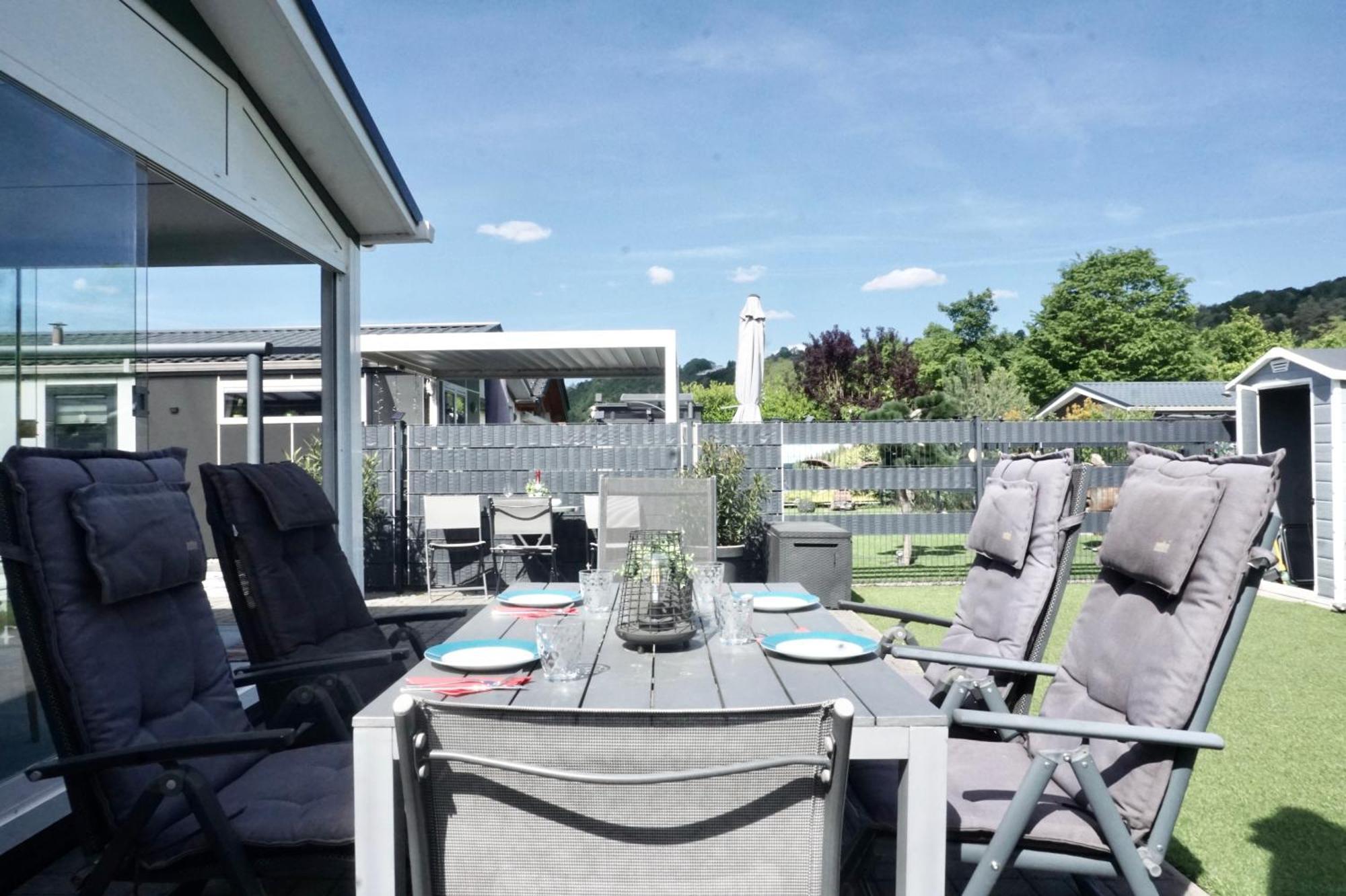 Ferienhaus Ufergeheimnis Am Guelser Moselbogen I 2 Sz I 5 Gaeste I Badebucht I Grill I Garten Koblenz (Rhineland-Palatinate) Exterior foto